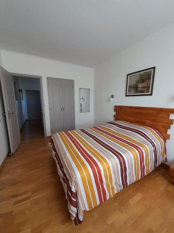 La Pause Sous Le Pin B&B Chambres D'Hotes Capestang Exteriör bild