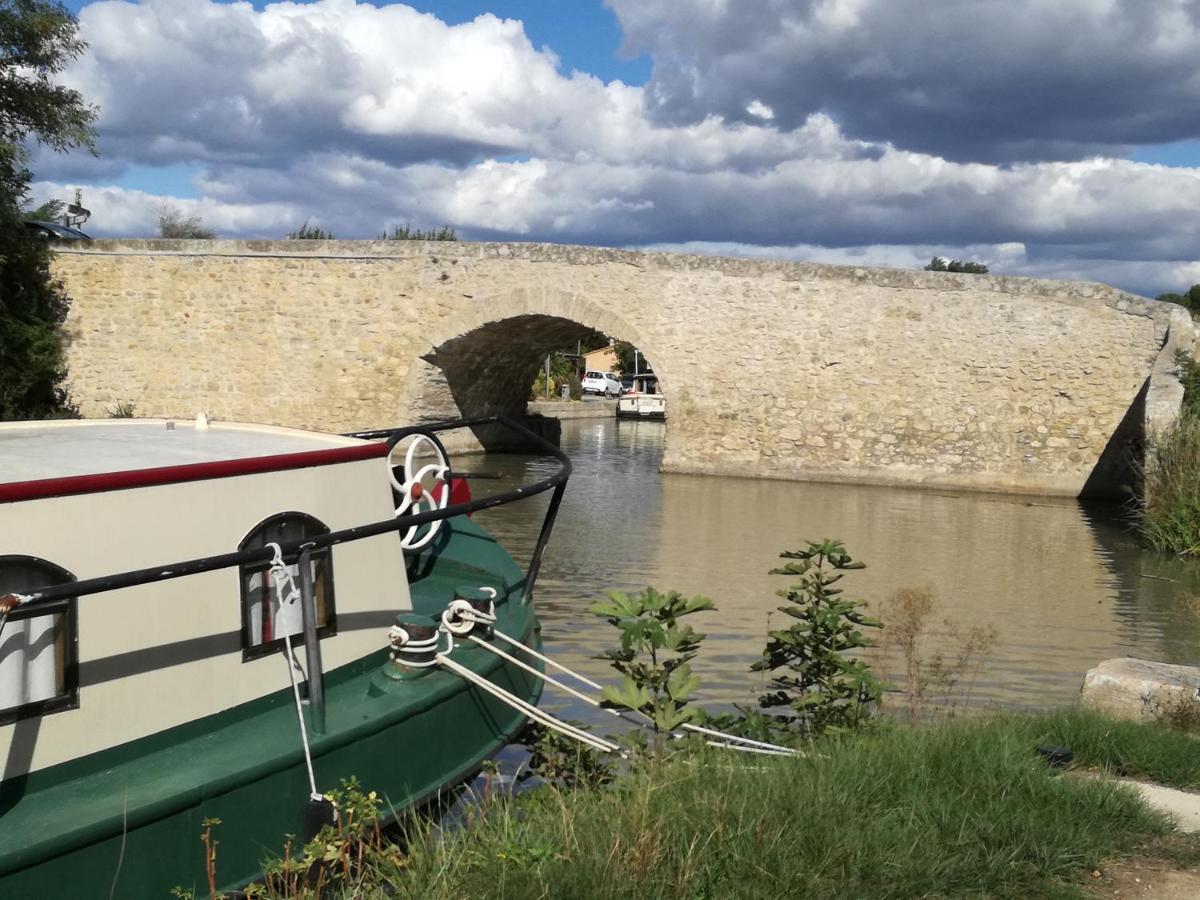 La Pause Sous Le Pin B&B Chambres D'Hotes Capestang Exteriör bild