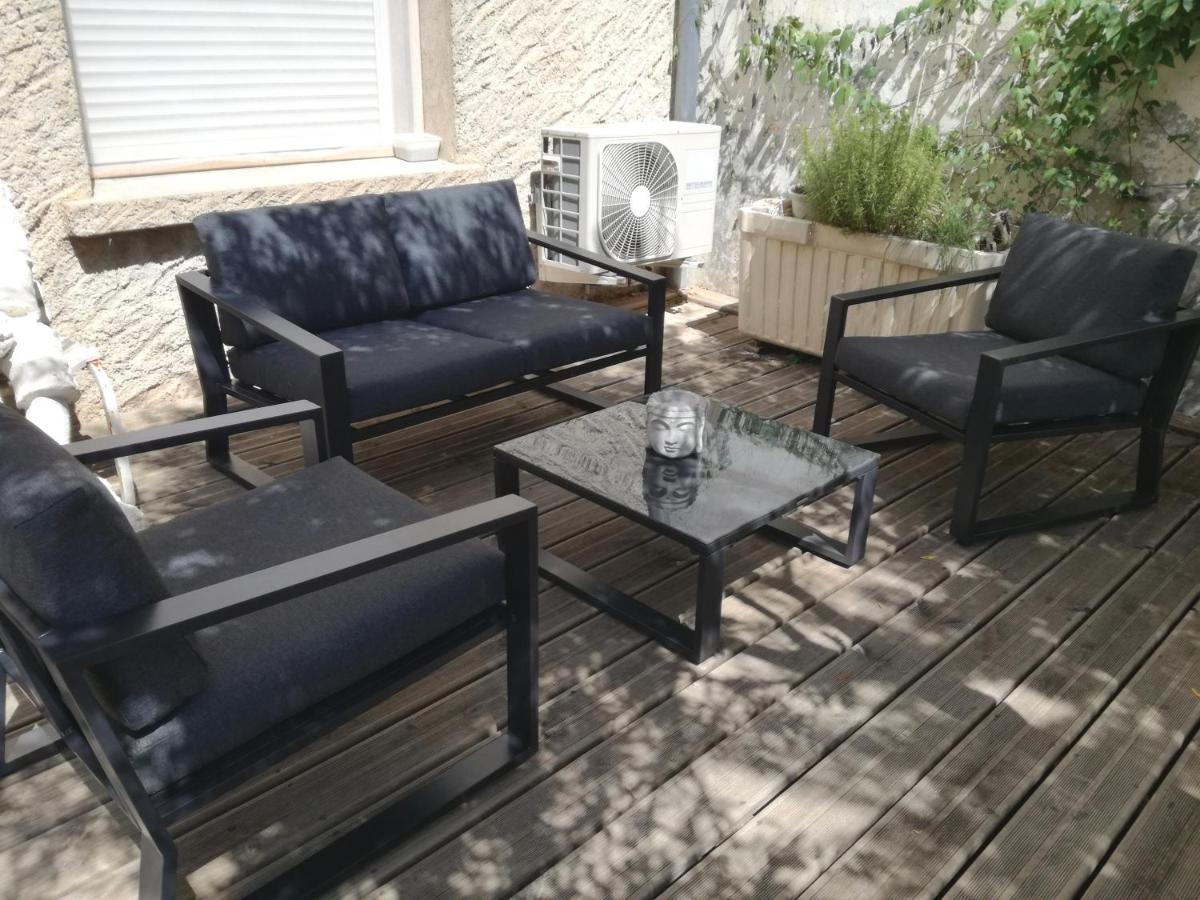 La Pause Sous Le Pin B&B Chambres D'Hotes Capestang Exteriör bild