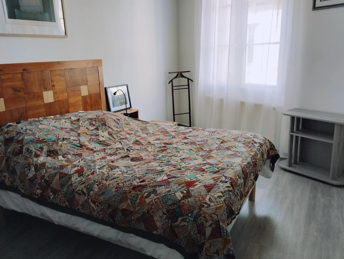 La Pause Sous Le Pin B&B Chambres D'Hotes Capestang Exteriör bild