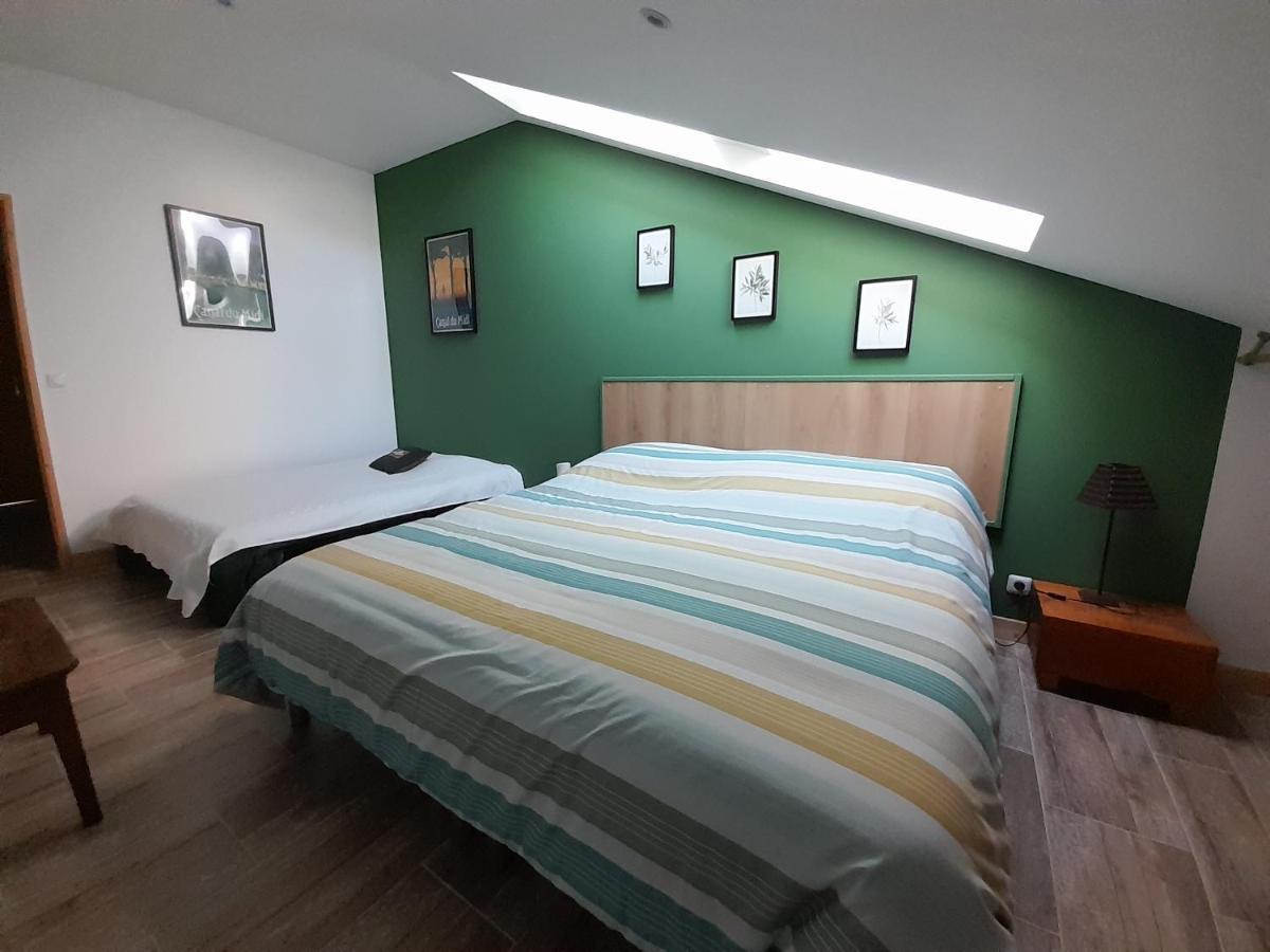La Pause Sous Le Pin B&B Chambres D'Hotes Capestang Exteriör bild
