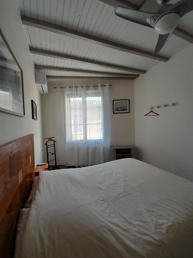 La Pause Sous Le Pin B&B Chambres D'Hotes Capestang Exteriör bild
